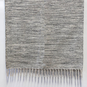 Cotton rug  with tassels