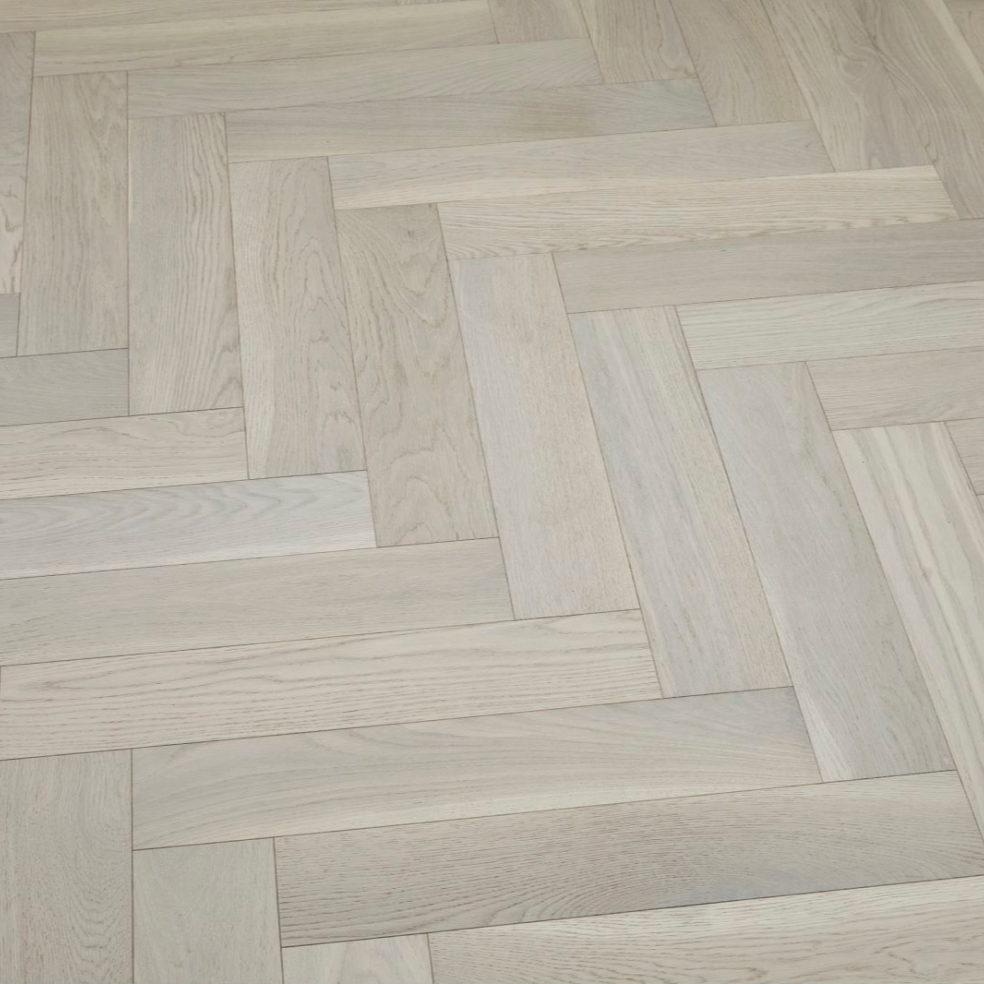 Wooden floor with herringbone pattern American White Oak engineered hardwood Pearl
