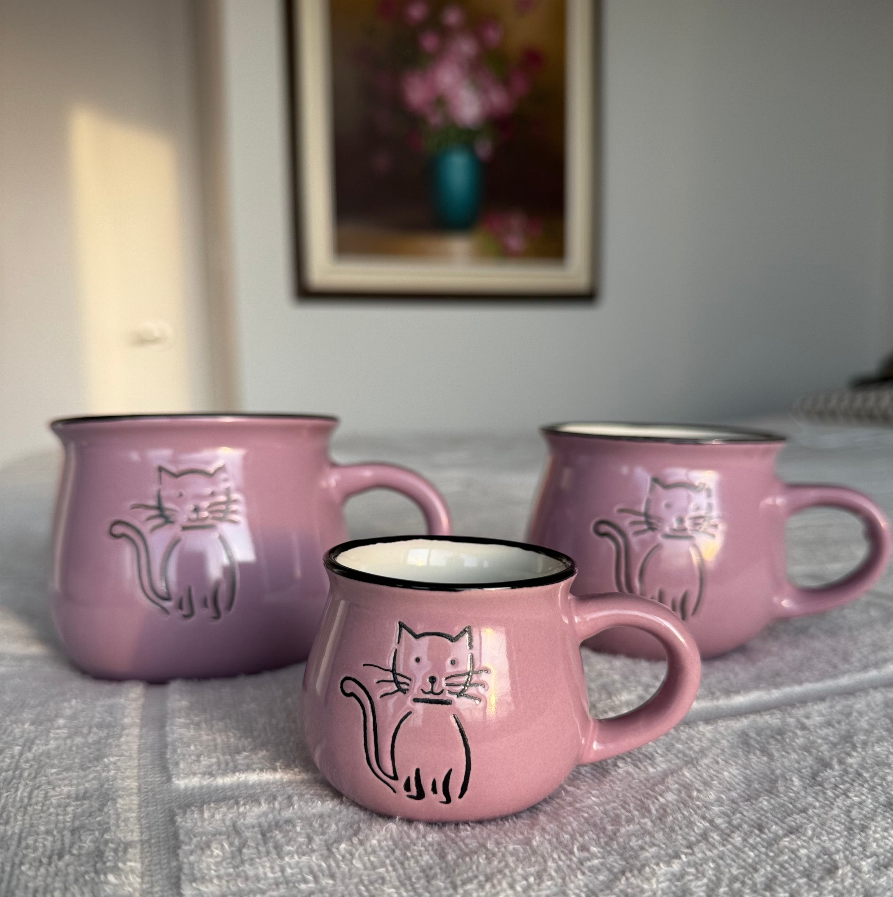 Ceramic mug with cat, lavender