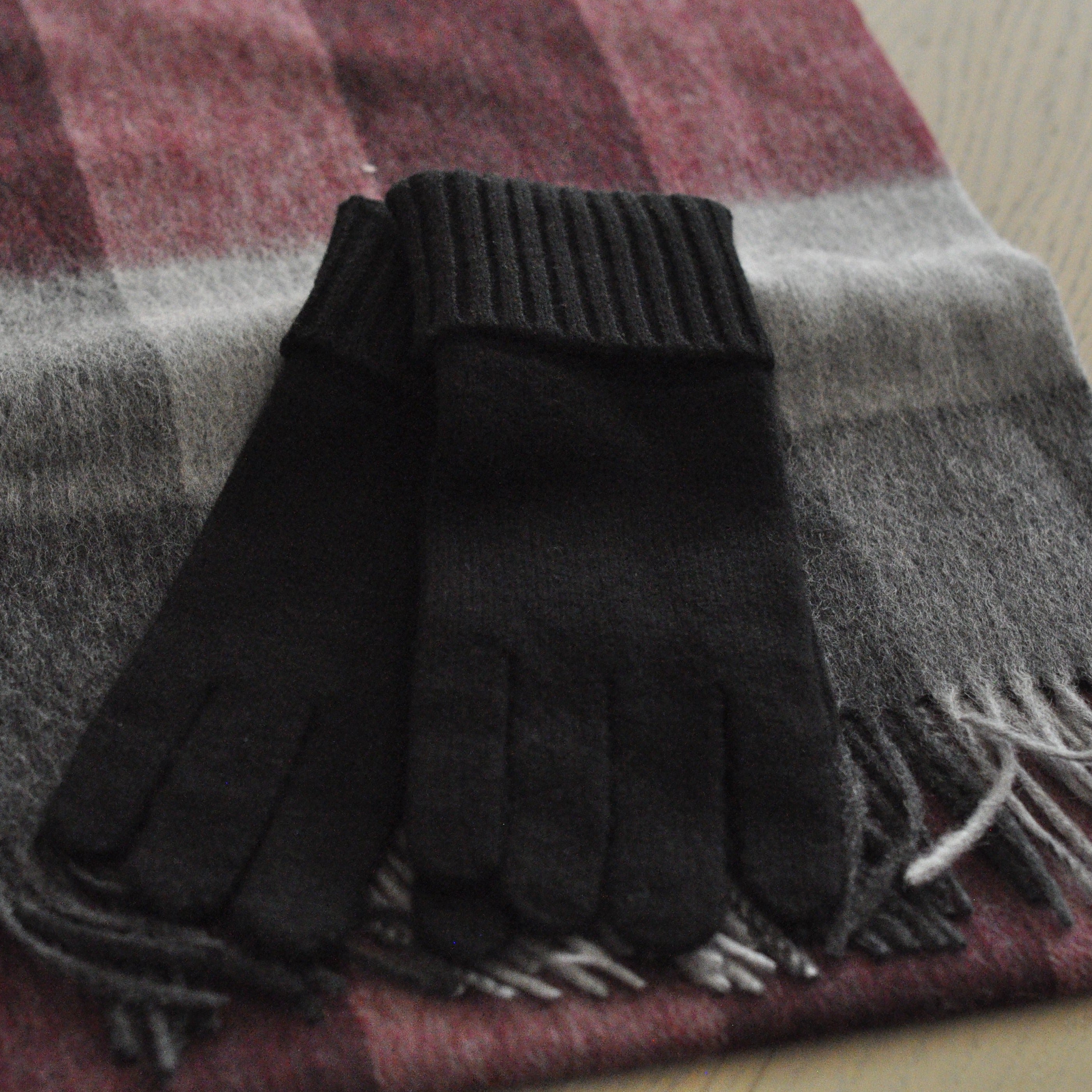 Men's cashmere gloves