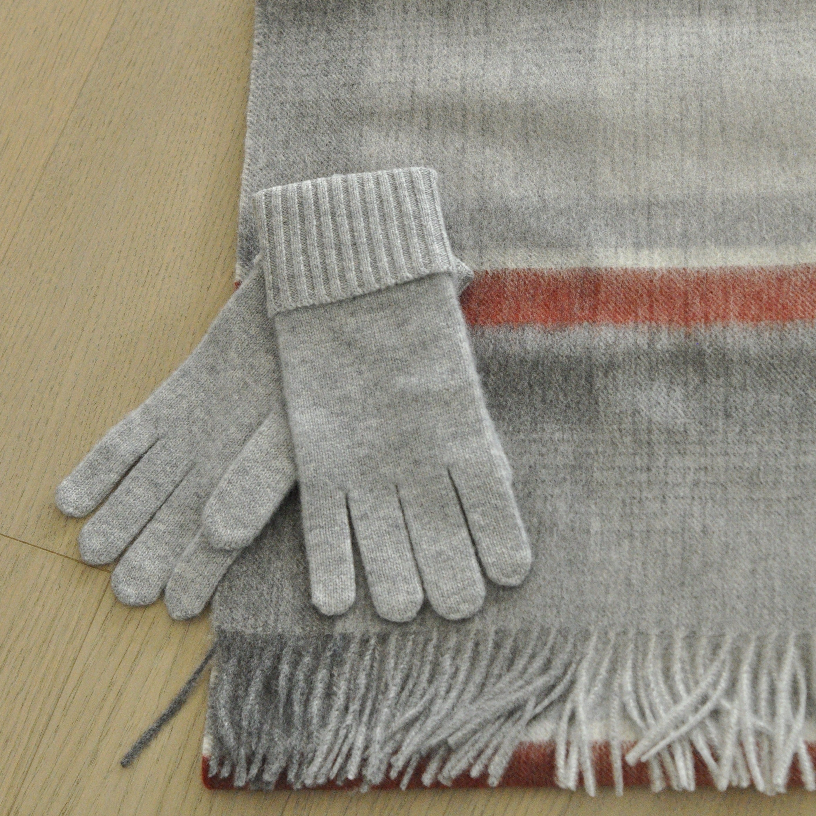 Men's cashmere gloves