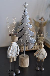 Metal Deers with Christmas tree