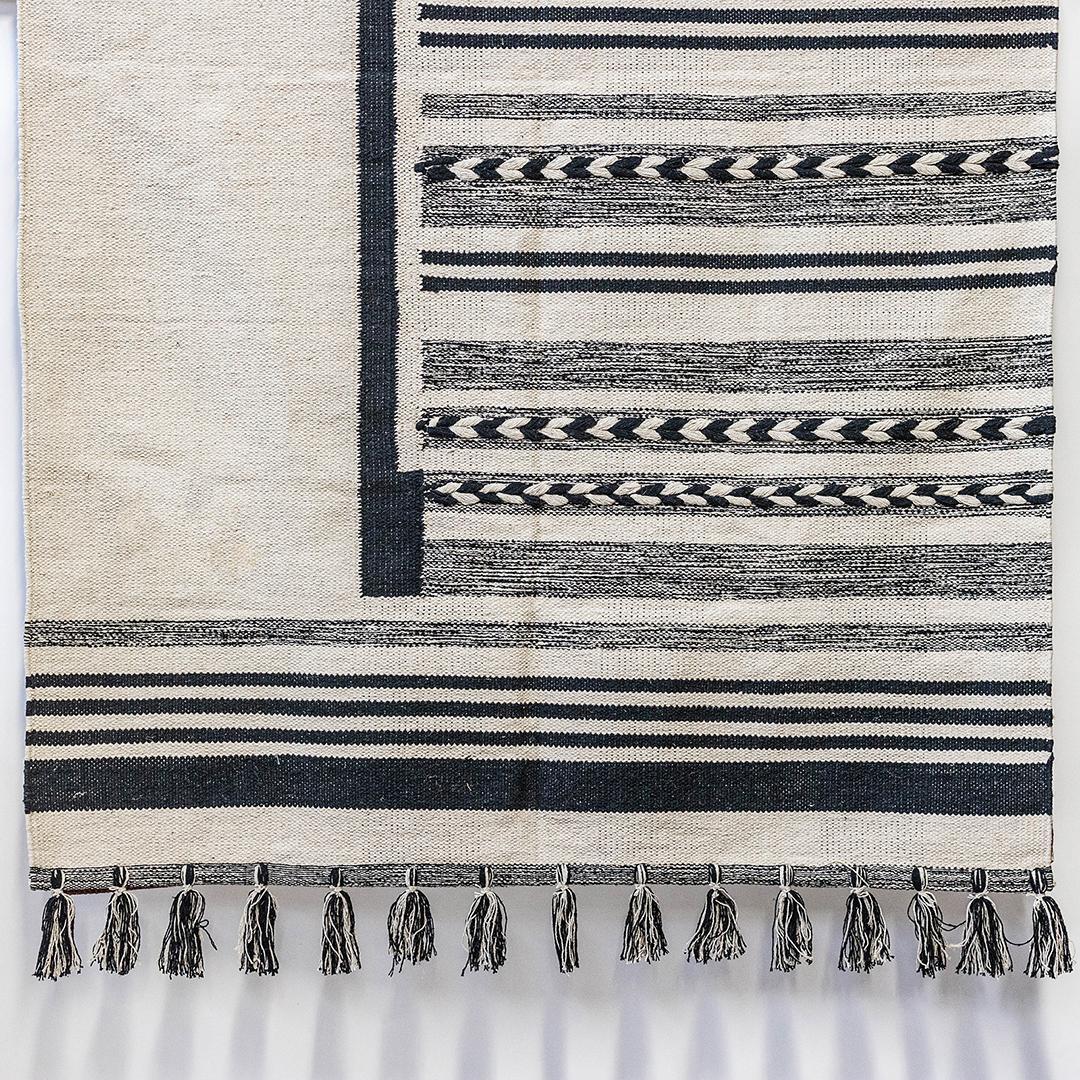 Cotton jute rug linear design