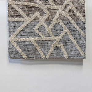 Rug With Fringe Pattern