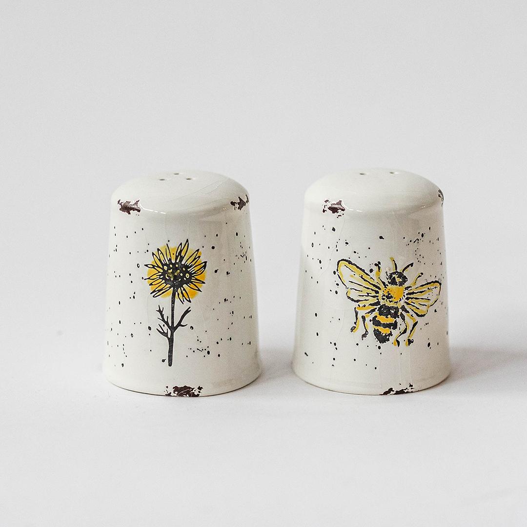 Ceramic salt and pepper shakers with Sunflower and Bee, set of 2