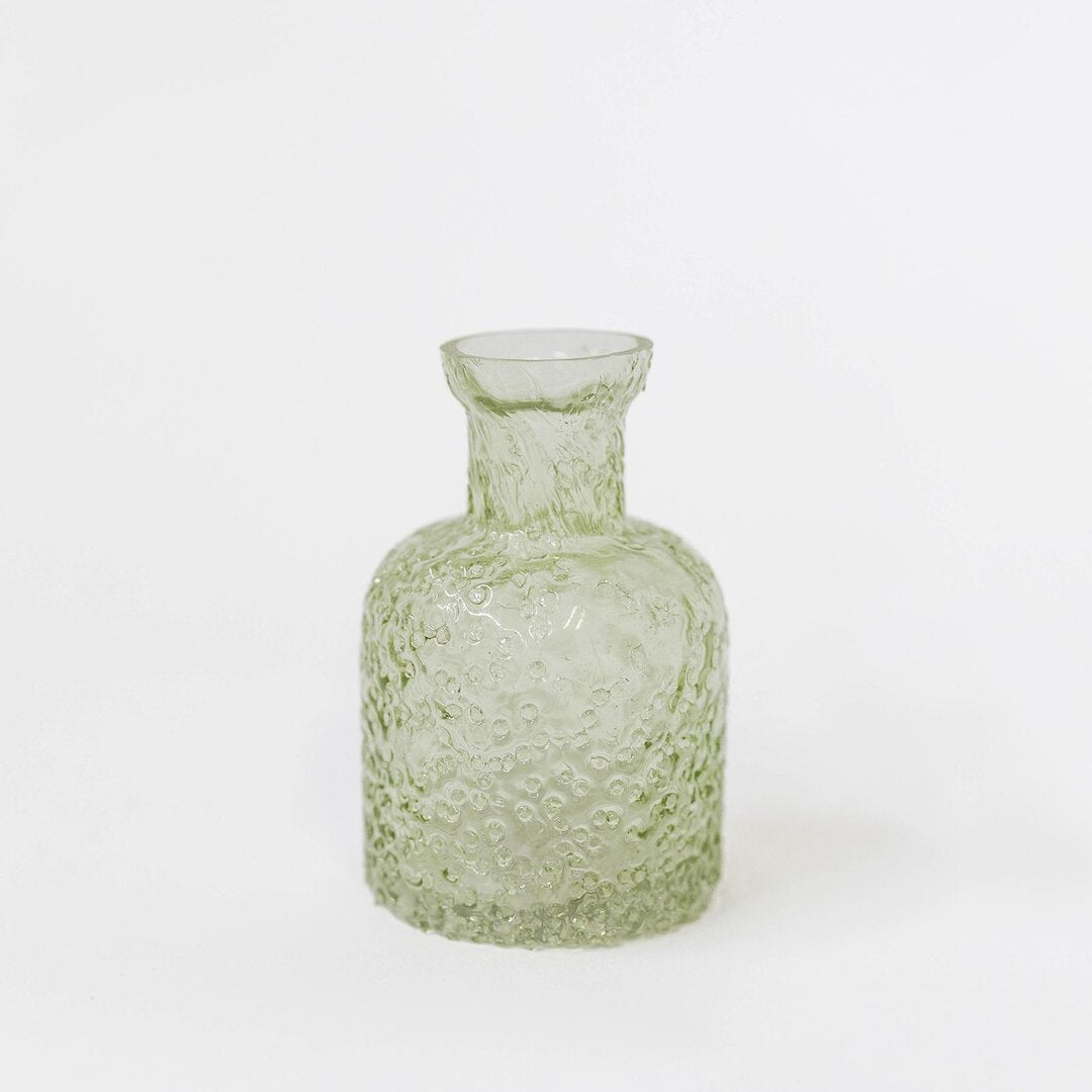 Glass bottle textured